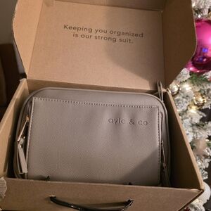 Ayla & Co Gray Crossbody Bag